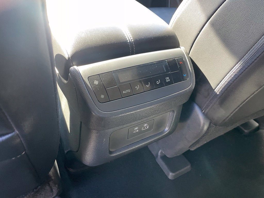 Certified 2024 Nissan Pathfinder SL AWD/4WD image 11