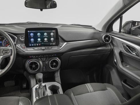 Used 2023 Chevrolet Blazer LT image 30