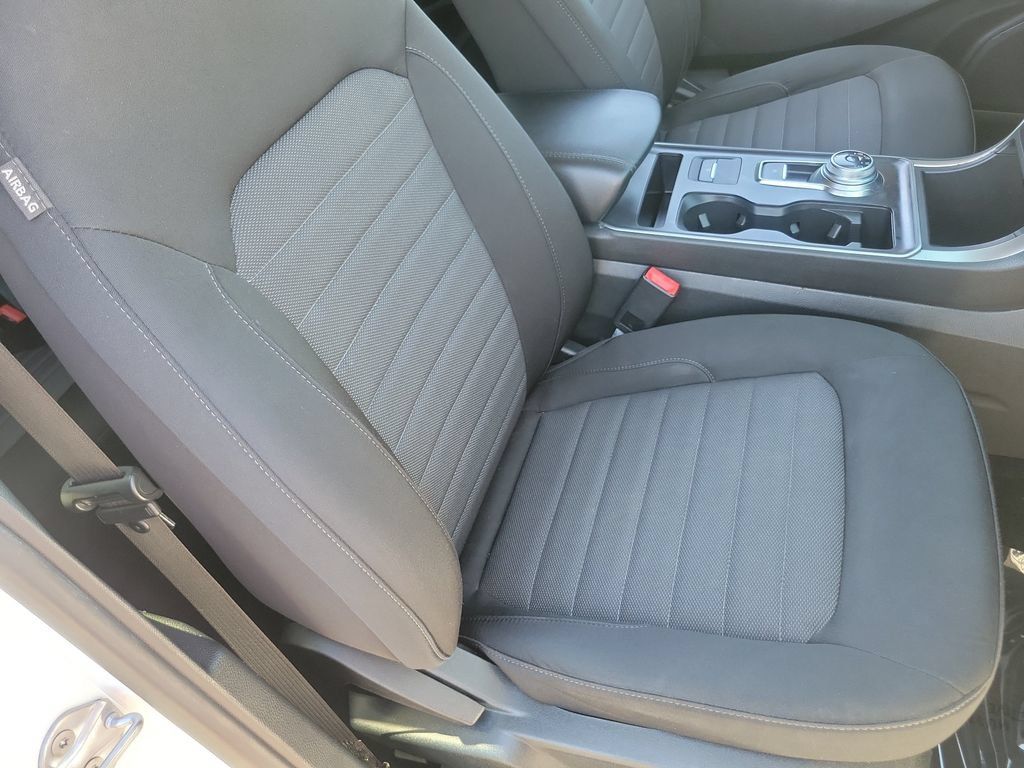 Used 2022 Ford Edge SE w/ Black Appearance Package AWD/4WD image 20