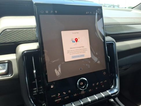 New 2026 GMC Yukon XL AT4 w/ AT4 Premium Plus Package AWD/4WD image 21