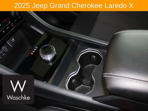 Used 2025 Jeep Grand Cherokee Laredo X w/ Trailer Tow Package image 34