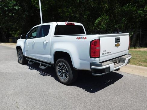 Certified 2020 Chevrolet Colorado W/T w/ Custom Special Edition AWD/4WD image 9