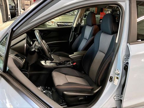 Used 2023 Subaru Crosstrek 2.0i Premium image 8
