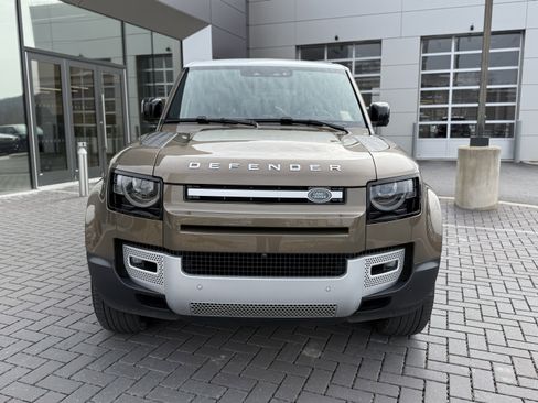 Certified 2025 Land Rover Defender 110 S image 2