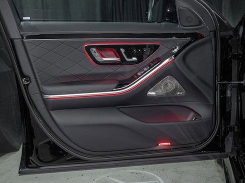 New 2026 Mercedes-Benz S 580 4MATIC Sedan image 10