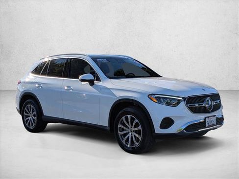 Certified 2026 Mercedes-Benz GLC 300 4MATIC image 3