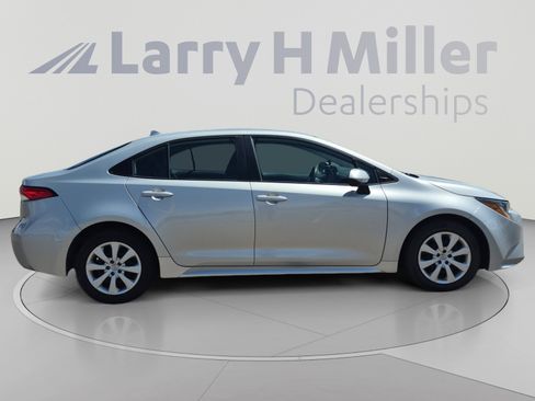 Used 2024 Toyota Corolla LE FWD image 6