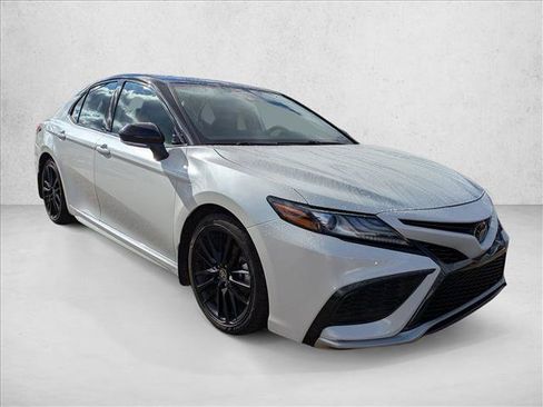 Used 2023 Toyota Camry XSE w/ Cold Weather Package AWD/4WD image 3
