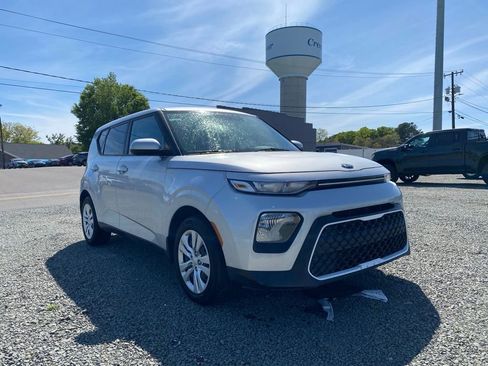 Used 2021 Kia Soul LX image 9