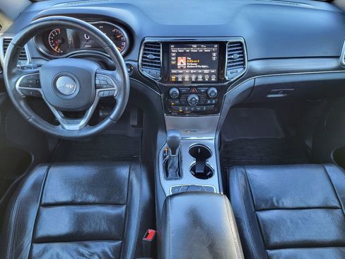 Used 2019 Jeep Grand Cherokee Limited w/ Luxury Group II image 17