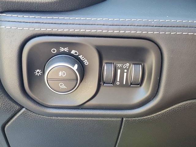 Used 2021 RAM 2500 Limited AWD/4WD image 22