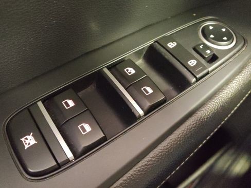 Used 2019 Kia Forte S image 27