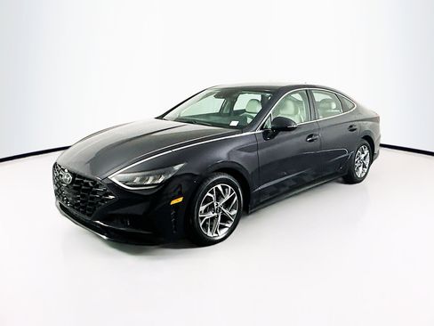 Used 2023 Hyundai Sonata SEL image 3