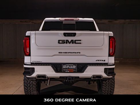 Used 2022 GMC Sierra 1500 AT4 w/ AT4 Premium Package AWD/4WD image 8
