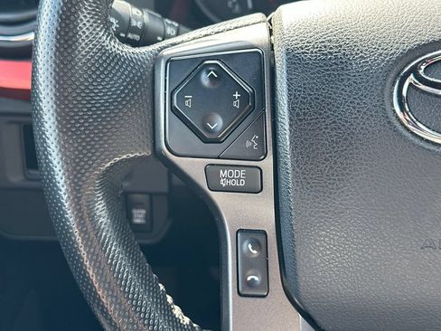Used 2016 Toyota Tacoma TRD Sport w/ Premium & Technology Package AWD/4WD image 20