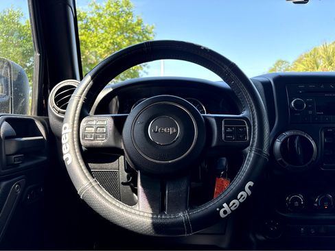 Used 2014 Jeep Wrangler Unlimited Sport w/ Quick Order Package 24S image 9