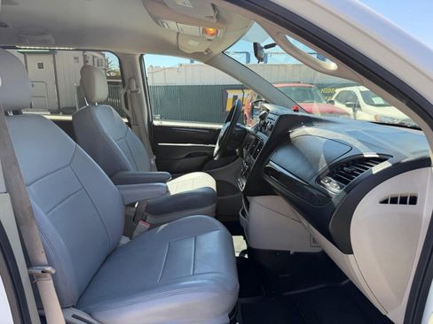 Used 2014 Dodge Grand Caravan SE w/ Quick Order Package 29E SE FWD image 25