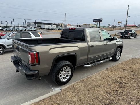 Used 2017 GMC Sierra 1500 SLT w/ All Terrain Package image 5