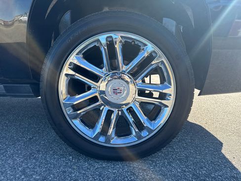 Used 2014 Cadillac Escalade ESV Platinum image 45