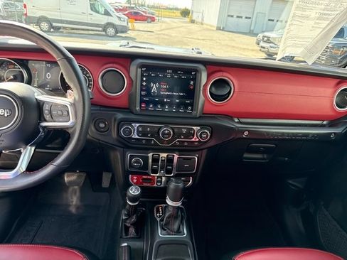 Used 2023 Jeep Wrangler Unlimited Rubicon 392 AWD/4WD image 17