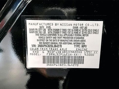 Certified 2025 Nissan Kicks SV w/ Illumination Package image 33