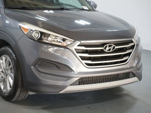 Used 2017 Hyundai Tucson SE image 4