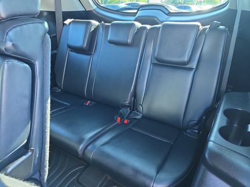 Used 2018 Toyota Highlander XLE FWD image 31