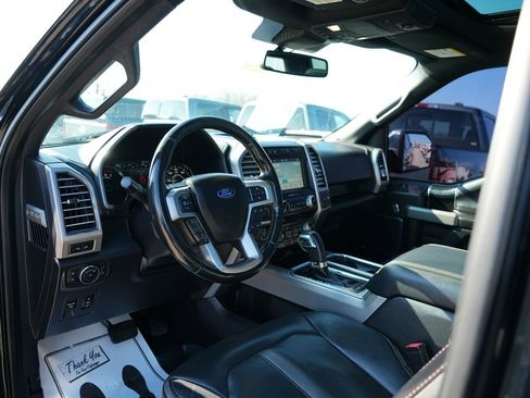 Used 2018 Ford F150 Platinum w/ Equipment Group 701A Luxury image 22