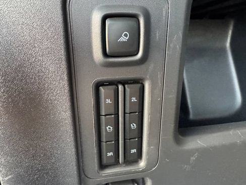 Used 2025 Ford Expedition Platinum w/ Driver's Package AWD/4WD image 21
