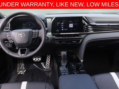 Used 2026 Toyota Camry SE FWD image 14