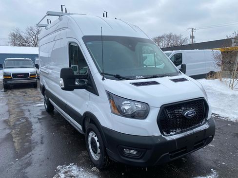 Used 2023 Ford Transit 250 148 High Roof image 3