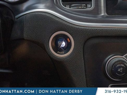 Used 2015 Dodge Charger SE w/ Popular Equipment Group RWD image 10