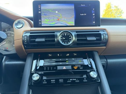 Used 2024 Lexus IS 350 F Sport w/ Navigation Package image 19