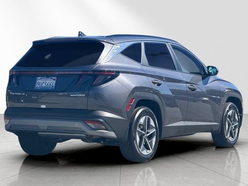 Used 2025 Hyundai Tucson SEL AWD/4WD image 4