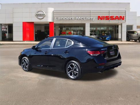 New 2025 Nissan Sentra SR w/ Trunk Package image 4