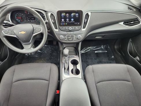 Used 2022 Chevrolet Malibu LS FWD image 26
