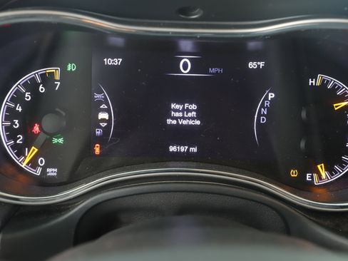 Used 2019 Jeep Grand Cherokee Limited image 17