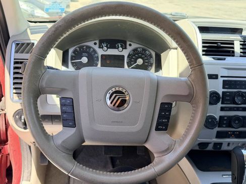 Used 2010 Mercury Mariner 4WD image 14