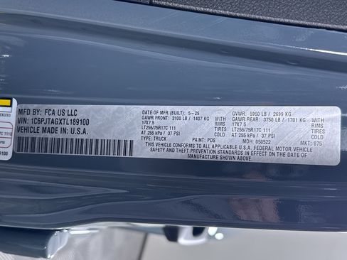 New 2026 Jeep Gladiator Mojave AWD/4WD image 31