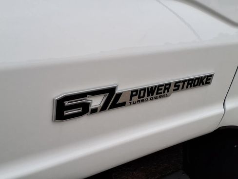 New 2026 Ford F250 Lariat w/ Black Appearance Package AWD/4WD image 12