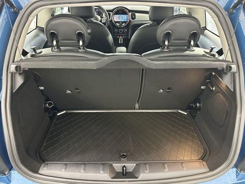 Certified 2023 MINI Cooper 2-Door Hardtop image 5