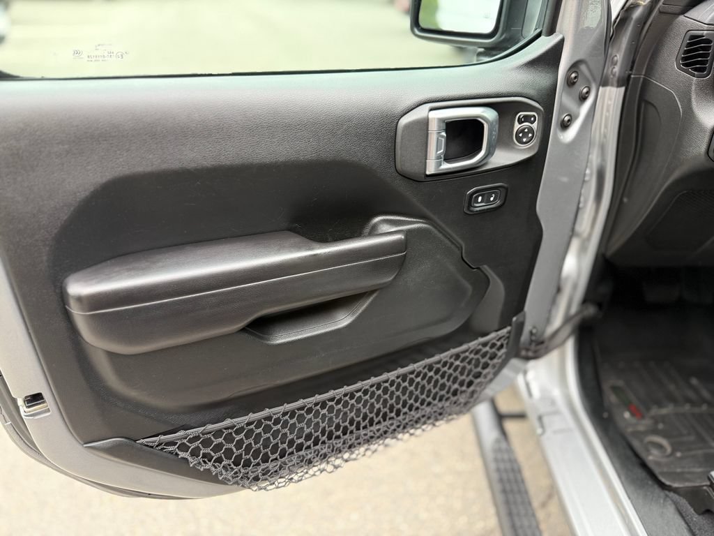 Used 2020 Jeep Wrangler Unlimited Sport S AWD/4WD image 20