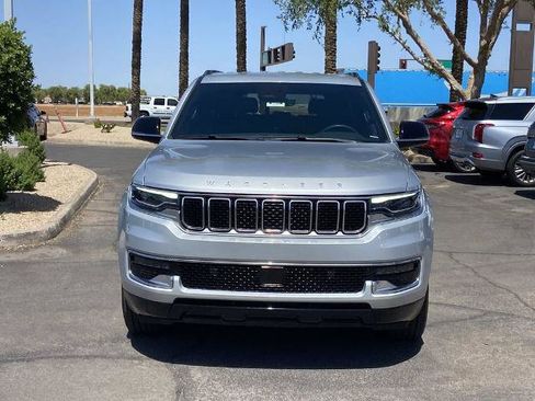 Used 2024 Jeep Wagoneer L 2WD image 3