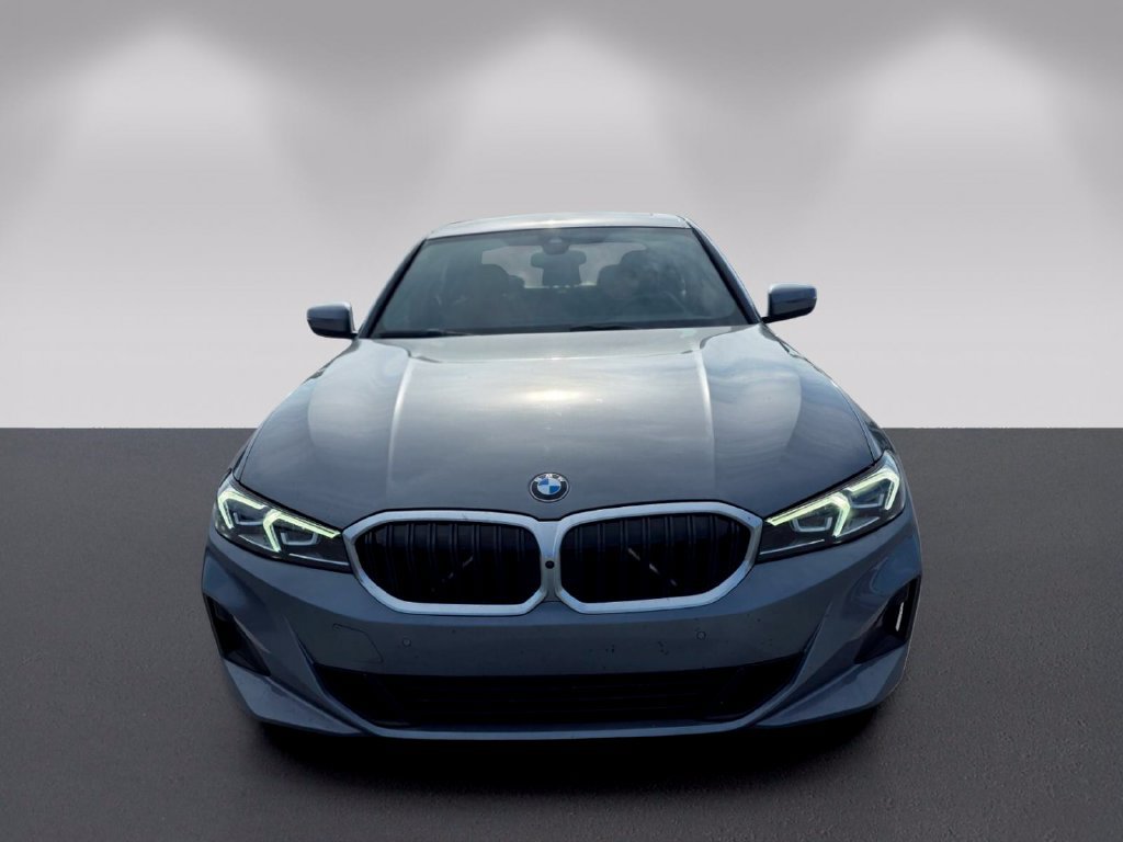 Certified 2024 BMW 330i xDrive Sedan w/ Convenience Package AWD/4WD image 2