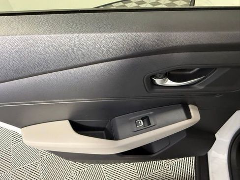 Used 2025 Honda Accord SE image 32