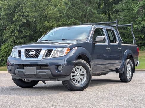 Used 2019 Nissan Frontier SV RWD image 4