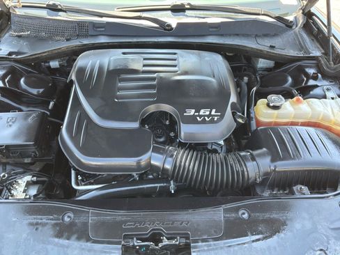 Used 2018 Dodge Charger GT AWD/4WD image 22