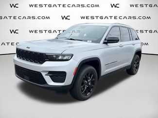 Used 2024 Jeep Grand Cherokee Altitude AWD/4WD 360° Tour