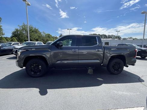 Used 2026 Toyota Tundra Limited AWD/4WD image 12