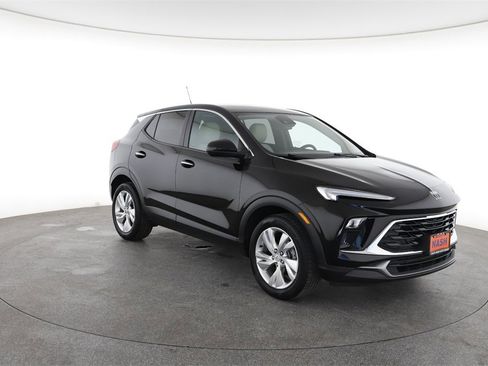 Used 2024 Buick Encore GX Preferred image 2